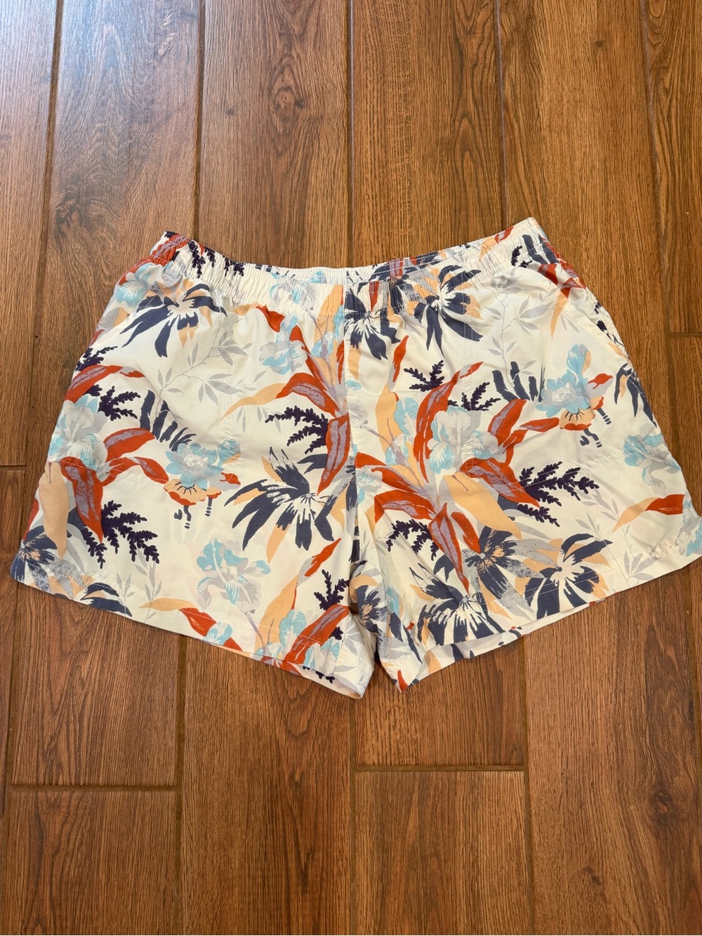 Columbia Mens Tropical Floral Elastic-Waist Swim Shorts 5” Inseam Size L